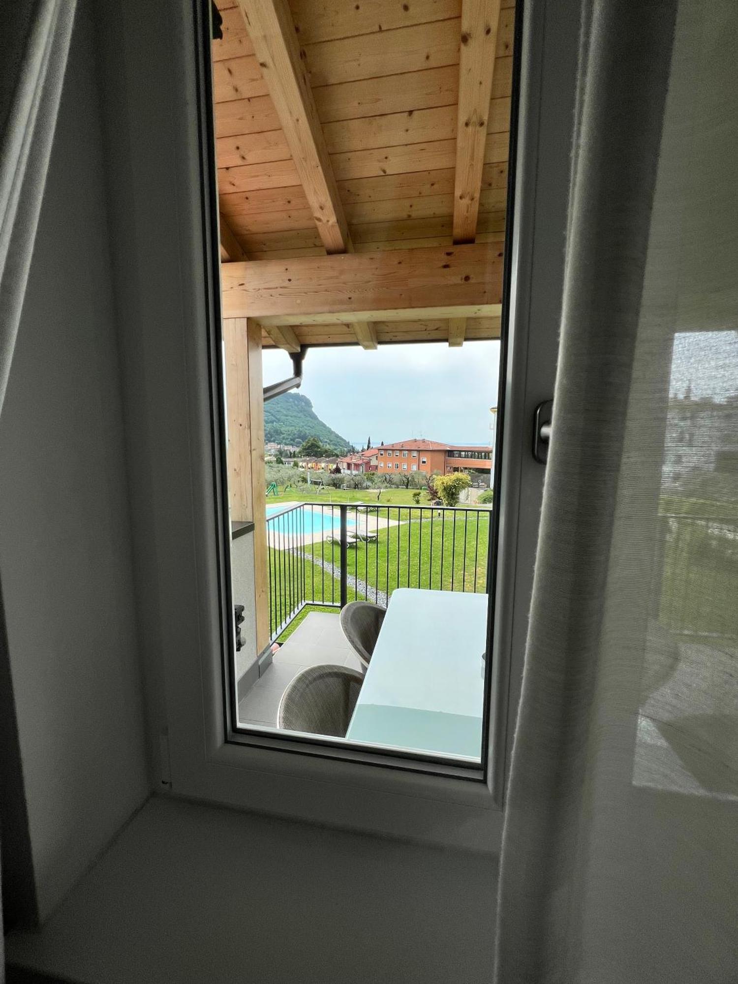 Val Mora Bio Apartments Garda  Buitenkant foto